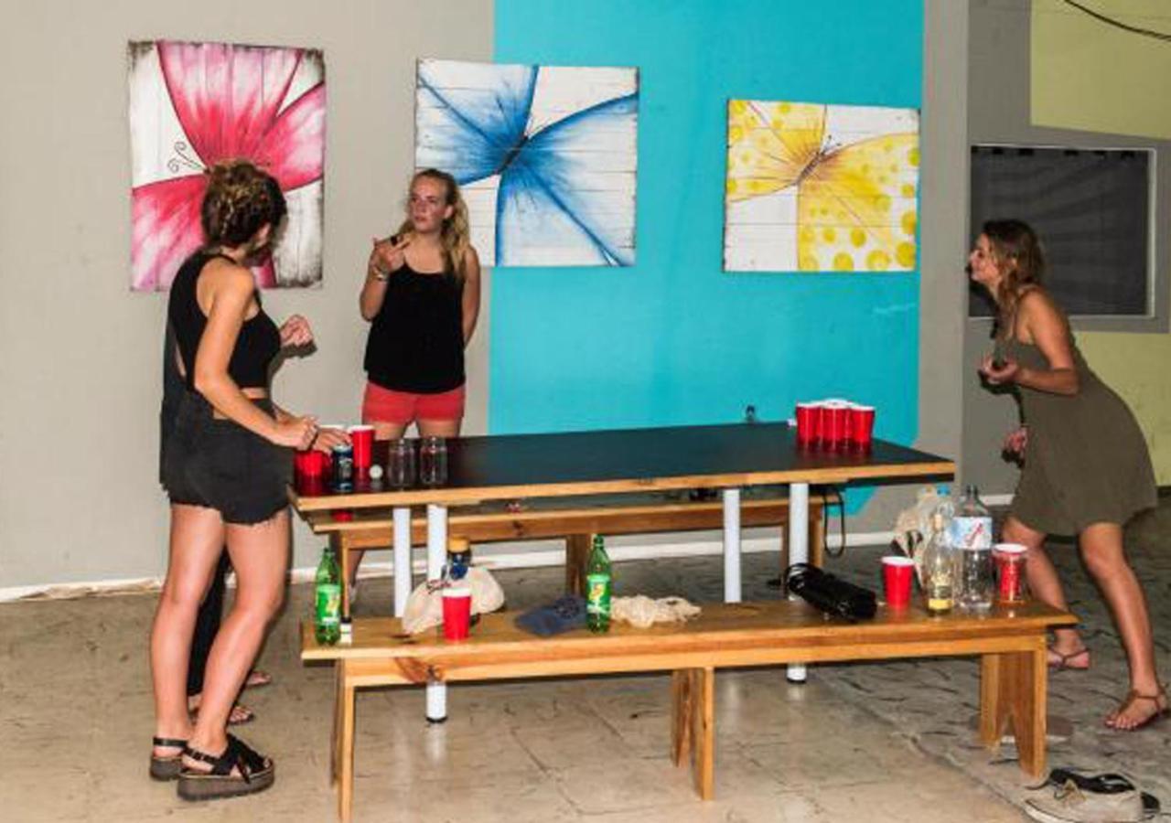 Guacamundo Beach Hostel 5Th. Ave بلايا ديل كارمن المظهر الخارجي الصورة