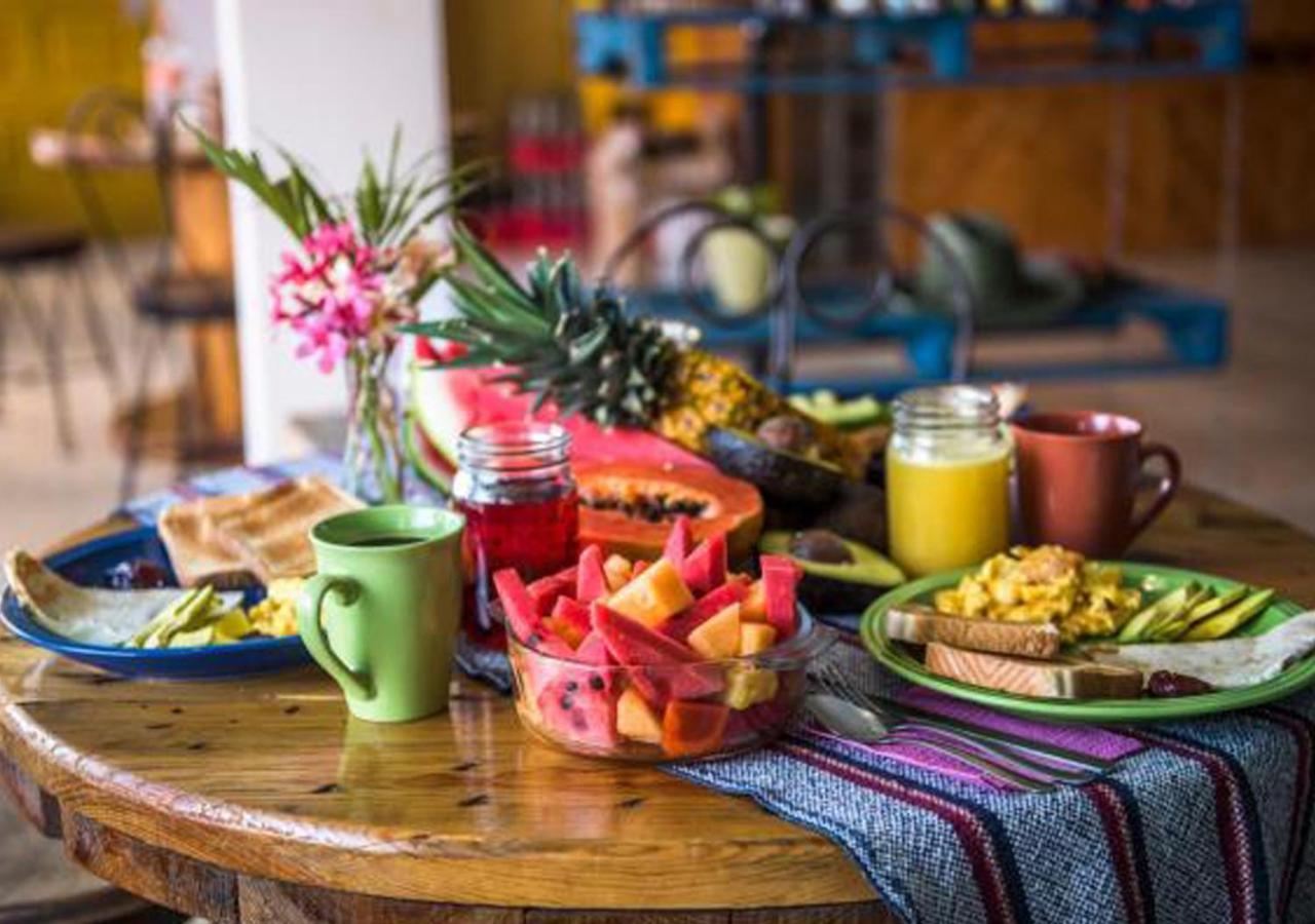 Guacamundo Beach Hostel 5Th. Ave بلايا ديل كارمن المظهر الخارجي الصورة