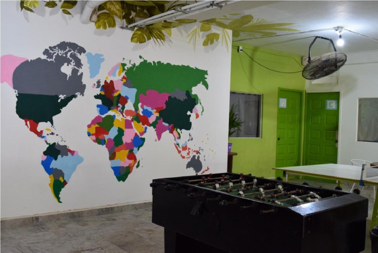 Guacamundo Beach Hostel 5Th. Ave بلايا ديل كارمن المظهر الخارجي الصورة