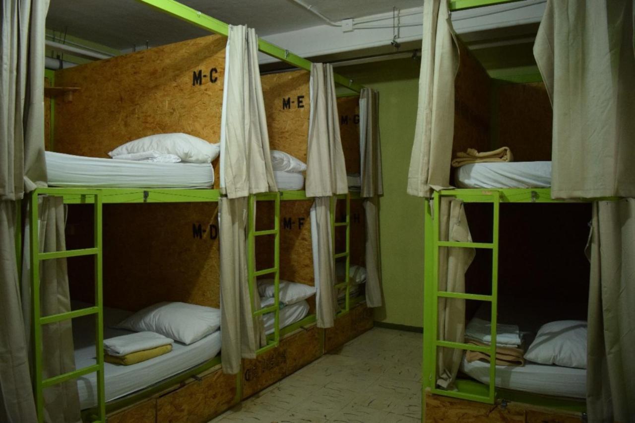 Guacamundo Beach Hostel 5Th. Ave بلايا ديل كارمن المظهر الخارجي الصورة