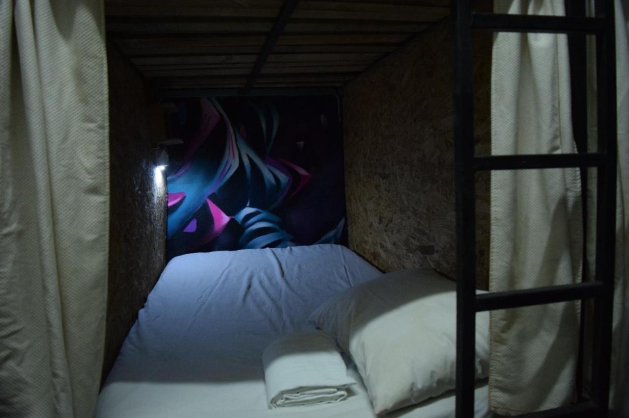 Guacamundo Beach Hostel 5Th. Ave بلايا ديل كارمن المظهر الخارجي الصورة