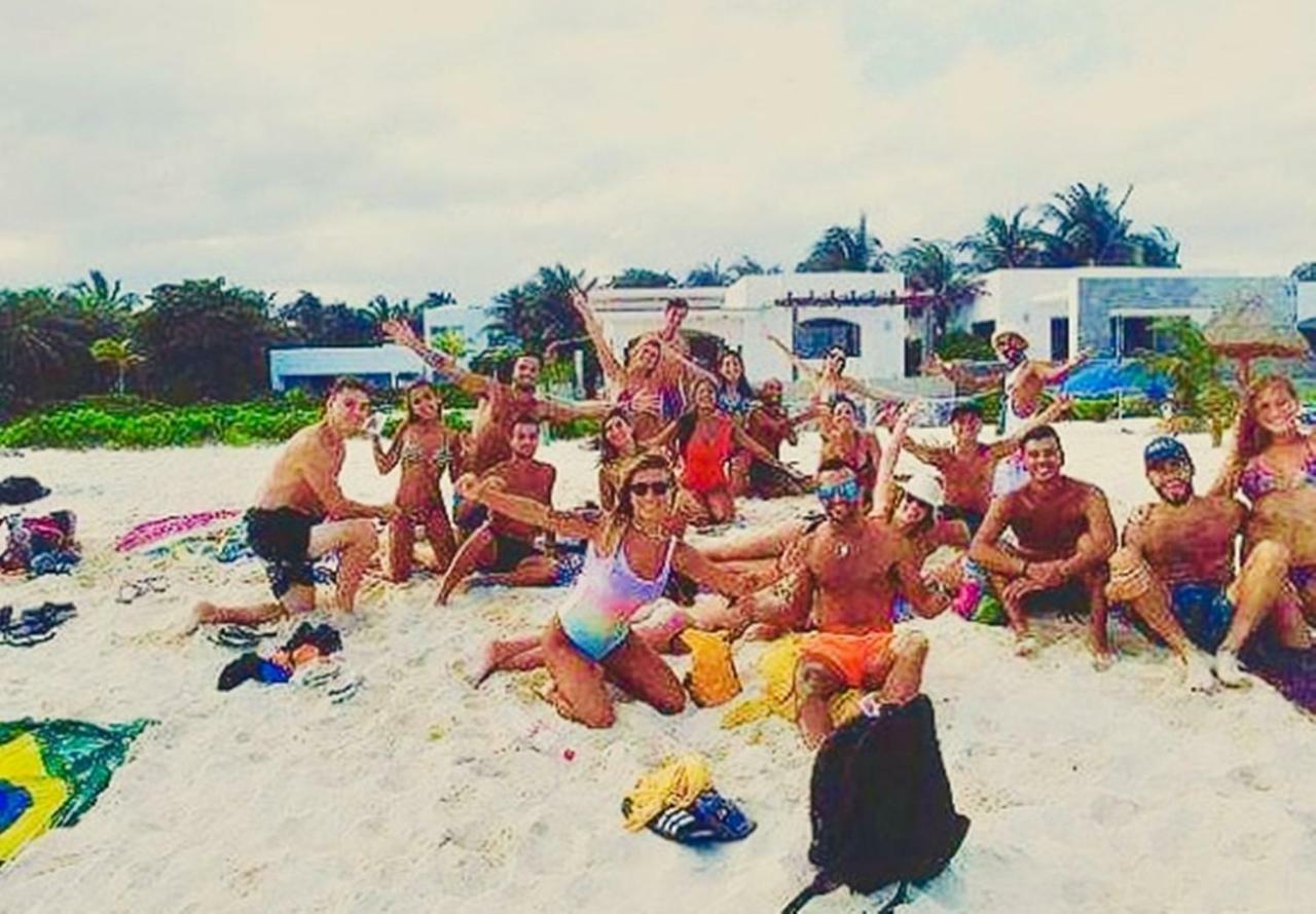 Guacamundo Beach Hostel 5Th. Ave بلايا ديل كارمن المظهر الخارجي الصورة